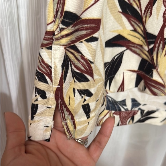 JOHN HENRY Cream and Brown Casual Button Down Shirt with Tropical Print - Picture 4 of 6